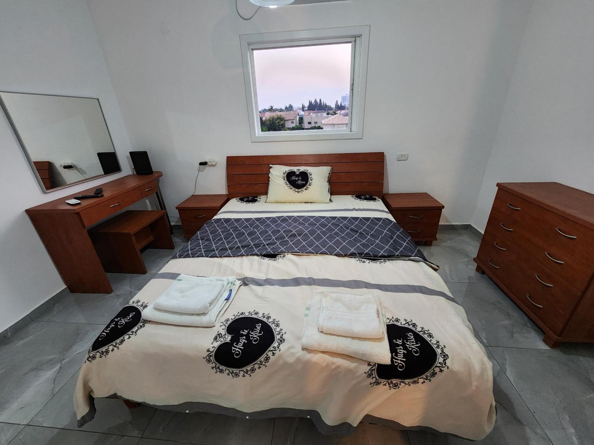 Short Term Stay In Rehovot Central Location Near Nes Ziona Rishon Lezion Jerusalem And Tel Aviv エクステリア 写真